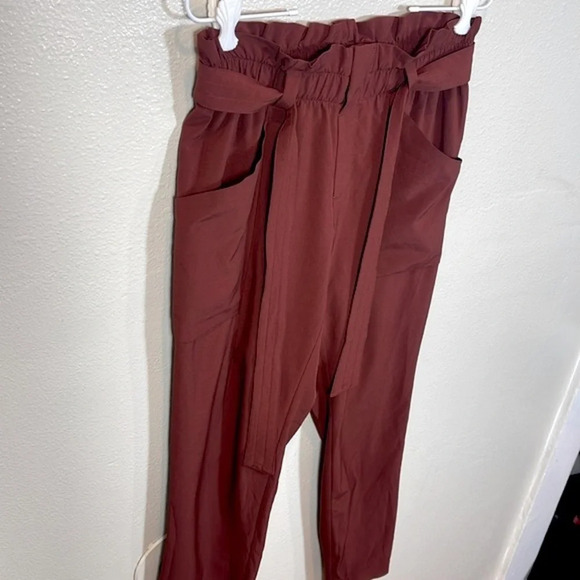 Athleta Skyline Pants Rust Red Paper bag Tie Belt size size 2 - Picture 3 of 9